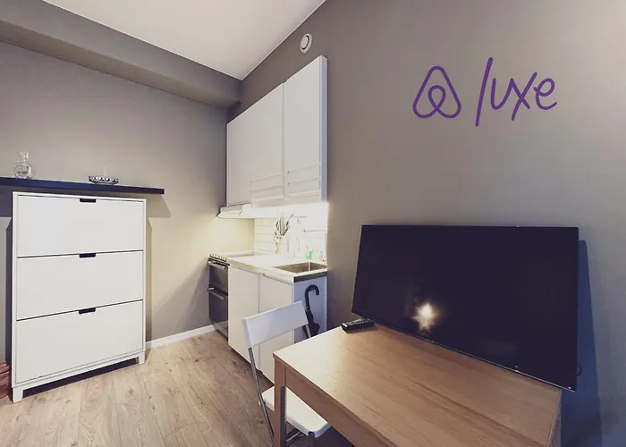 Modern 4 Guests Comfortable Bed And Sofa Bed Апартаменты