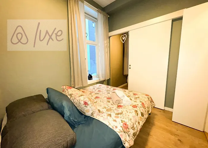 Modern 4 Guests Comfortable Bed And Sofa Bed Апартаменты *